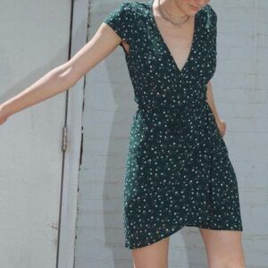 Brandy Melville Robbie Dress
